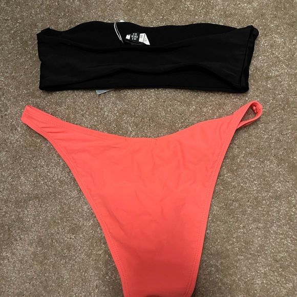NWT MISSGUIDED 2 PIECES RHINESTONES SWIM SUIT S - Picture 4 of 6